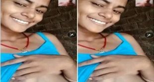 Village Girl Showing Boobs And Hairy Pussy To Lover