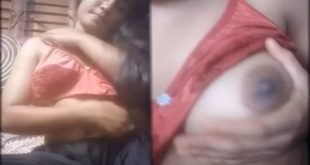 Cute Desi girl Shows Her Boobs On vc (Updates)