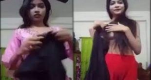 Bangladeshi Cute Slim Girl Showing