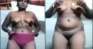 Mature Bhabhi Nude Show