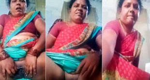 Aunty Spread Pussy For Lover